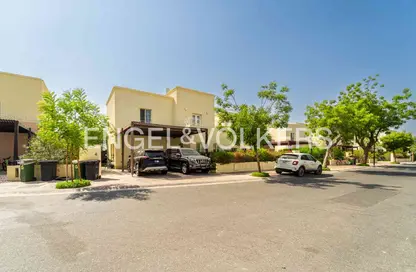Villa - 3 Bedrooms - 4 Bathrooms for sale in Deema 4 - Deema - The Lakes - Dubai