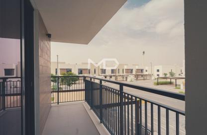 Villa - 4 Bedrooms - 5 Bathrooms for sale in Noya 1 - Noya - Yas Island - Abu Dhabi