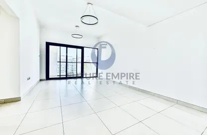 شقة - 2 غرف نوم - 3 حمامات للايجار في الهباي 3 - جميرا جاردن سيتي - السطوة - دبي