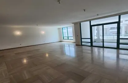Apartment - 4 Bedrooms - 4 Bathrooms for rent in Al Hana Tower - Al Khalidiya - Abu Dhabi