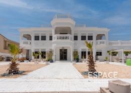 Villa - 6 bedrooms - 6 bathrooms for rent in Signature Villas Frond B - Signature Villas - Palm Jumeirah - Dubai