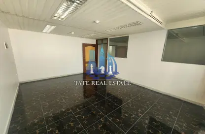 Office Space - Studio - 1 Bathroom for rent in Al Khalidiya - Abu Dhabi