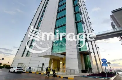 Apartment - 1 Bedroom - 2 Bathrooms for sale in RAK Tower - Marina Square - Al Reem Island - Abu Dhabi