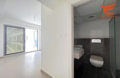 Bathroom image for: Apartment - 2 Bedrooms - 3 Bathrooms for sale in Pacific Tonga - Pacific - Al Marjan Island - Ras Al Khaimah, Image 1