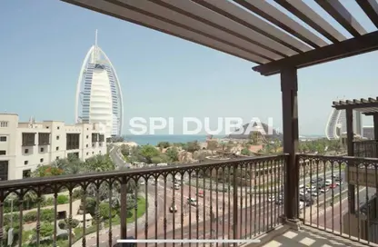 Apartment - 3 Bedrooms - 3 Bathrooms for rent in Asayel - Madinat Jumeirah Living - Umm Suqeim - Dubai