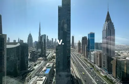 Apartment - 2 Bedrooms - 2 Bathrooms for rent in 21st Century Tower - Sheikh Zayed Road - Dubai