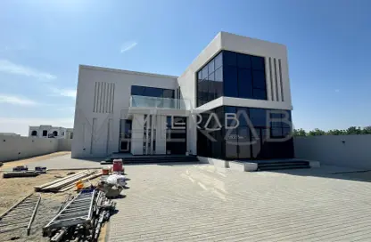 Villa - 4 Bedrooms - 4 Bathrooms for rent in Al Aweer 1 - Al Aweer - Dubai