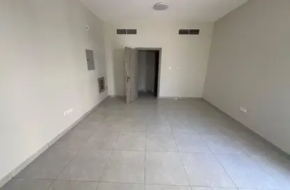 Apartment - 1 Bedroom - 2 Bathrooms for rent in Al Jurf 3 - Al Jurf - Ajman Downtown - Ajman