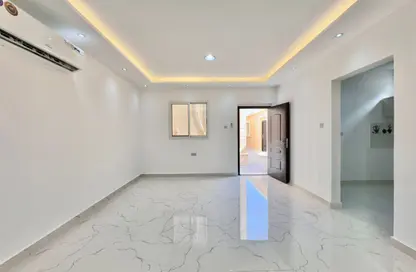 شقة - 1 حمام للايجار في مدينة الرياض - أبوظبي