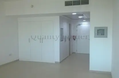 Empty Room image for: Apartment - 1 Bathroom for rent in Al Waha - Al Ghadeer - Abu Dhabi, Image 1