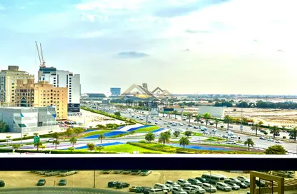 Apartment - 2 Bedrooms - 3 Bathrooms for rent in Sama Al Jaddaf - Al Jaddaf - Dubai
