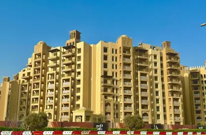 Apartment - 2 Bedrooms - 2 Bathrooms for sale in Al Jazi 2 - Madinat Jumeirah Living - Umm Suqeim - Dubai