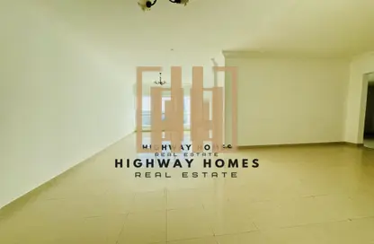 Apartment - 3 Bedrooms - 3 Bathrooms for rent in Al Taawun Street - Al Taawun - Sharjah