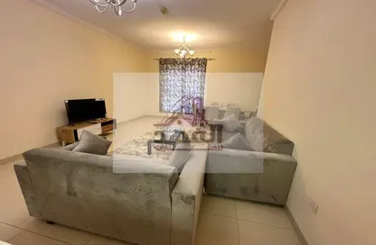 Living Room image for: Apartment - 2 Bedrooms - 3 Bathrooms for rent in Al Jurf 2 - Al Jurf - Ajman Downtown - Ajman, Image 1