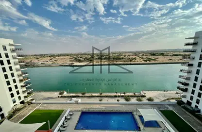 Water View image for: Apartment - 2 Bedrooms - 3 Bathrooms for rent in Waters Edge - Yas Island - Abu Dhabi, Image 1