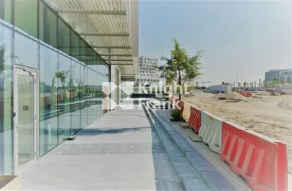 Terrace image for: Retail - Studio for rent in Saadiyat Promenade - Saadiyat Island - Abu Dhabi, Image 1
