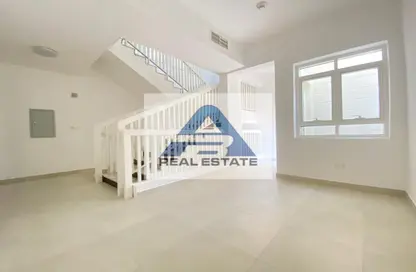 Empty Room image for: Villa - 2 Bedrooms - 4 Bathrooms for rent in Airport Road - Abu Dhabi, Image 1