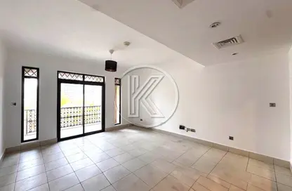 شقة - غرفة نوم - 2 حمامات للايجار في ريحان 6 - ريحان - المدينة القديمة - دبي