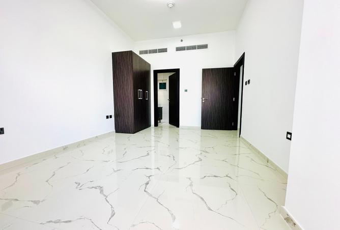 15261000 - Property Main Image