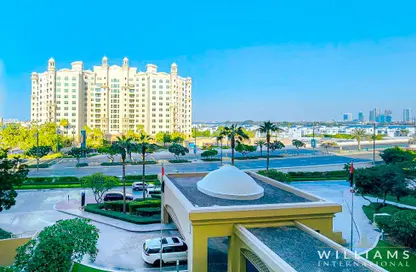 Outdoor Building image for: Apartment - 2 Bedrooms - 3 Bathrooms for sale in Al Hallawi - Shoreline Apartments - Palm Jumeirah - Dubai, Image 1