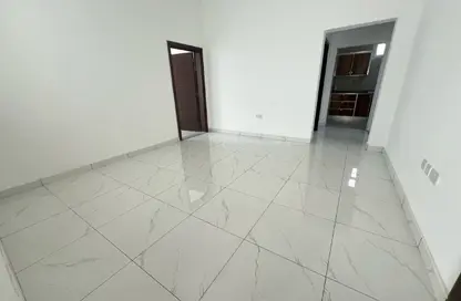 Apartment - 2 Bedrooms - 2 Bathrooms for rent in Madinat Al Riyad - Abu Dhabi