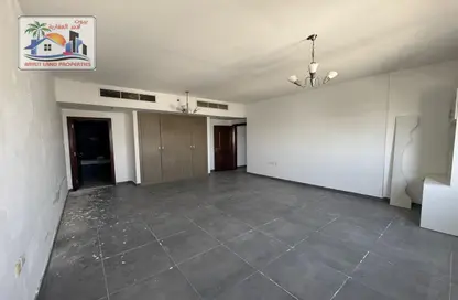 شقة - 2 غرف نوم - 2 حمامات للايجار في عمارة عزير - 3  الروضة - الروضة - عجمان