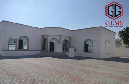 Villa - 4 Bedrooms - 5 Bathrooms for rent in Al Mizhar 3 - Al Mizhar - Dubai