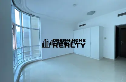 Apartment - 2 Bedrooms - 3 Bathrooms for rent in Zakhir Towers - Al Taawun - Sharjah