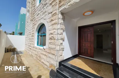 فيلا - 4 غرف نوم - 6 حمامات للايجار في منطقة مصلى العيد - الكرامة - أبوظبي