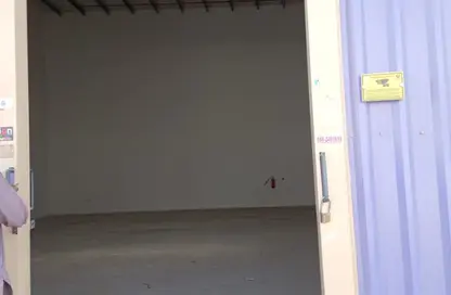 مستودع - استوديو - 2 حمامات للايجار في أم الثعوب - أم القيوين مستودع - استوديو - 2 حمامات للايجار في أم الثعوب - أم القيوين