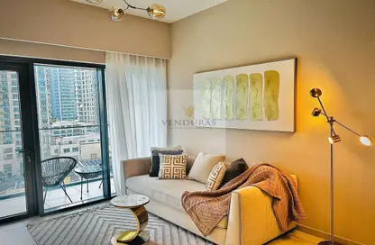 شقة - غرفة نوم - 1 حمام للايجار في برج رويال - دبي وسط المدينة - دبي