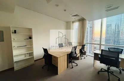 مكتب - استوديو للايجار في برج بارك لين - الخليج التجاري - دبي