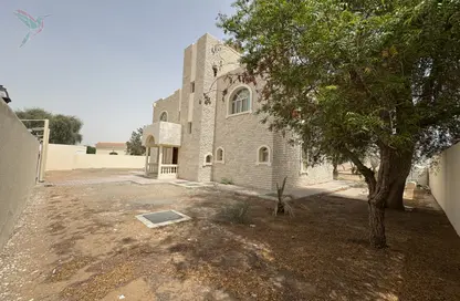 فيلا - 4 غرف نوم - 5 حمامات للايجار في الشعيبة - الروضة الشرقية - العين