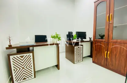 Office Space - Studio - 1 Bathroom for rent in Red Avenue - Al Garhoud - Dubai