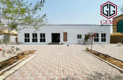 Villa - 4 Bedrooms - 5 Bathrooms for rent in Al Mizhar 3 - Al Mizhar - Dubai