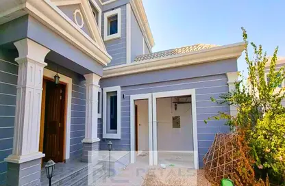 Villa - 4 Bedrooms - 5 Bathrooms for rent in Western Residence North - Falcon City of Wonders - Dubai