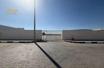 أرض - استوديو للايجار في الصجعة الصناعية - الصجعة - الشارقة