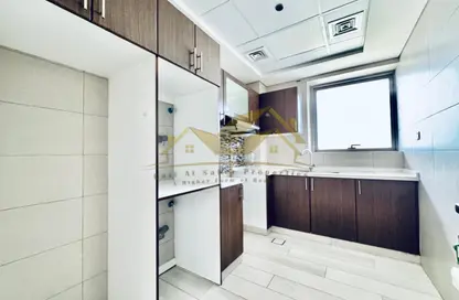 شقة - 2 غرف نوم - 3 حمامات للايجار في جميرا جاردن سيتي - السطوة - دبي