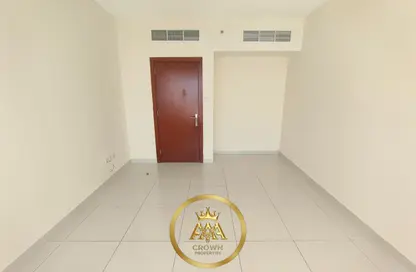 شقة - 2 غرف نوم - 2 حمامات للايجار في شارع التعاون الجديد - التعاون - الشارقة