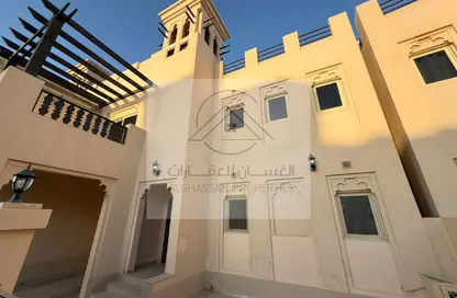 فيلا - 3 غرف نوم - 4 حمامات للايجار في قرية الحمرا - رأس الخيمة