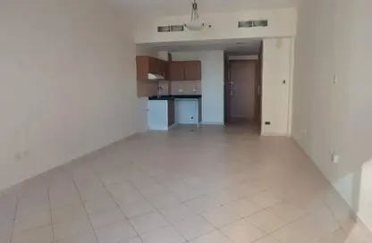 Apartment - Studio - 1 Bathroom for rent in Lago Vista A - Lago Vista - Dubai Production City (IMPZ) - Dubai