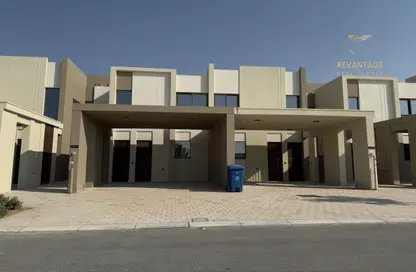 Townhouse - 3 Bedrooms - 4 Bathrooms for sale in La Violeta 2 - La Violeta - Villanova - Dubai Land - Dubai