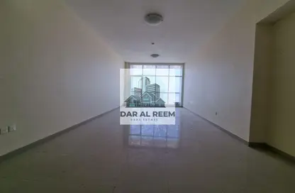 شقة - 3 غرف نوم - 4 حمامات للايجار في برج جولدن ساندز - النهدة - الشارقة