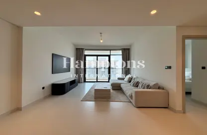 Apartment - 1 Bedroom - 1 Bathroom for sale in Marina Vista - EMAAR Beachfront - Dubai Harbour - Dubai