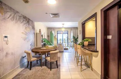 Apartment - 2 Bedrooms - 3 Bathrooms for sale in Yansoon 1 - Yansoon - Old Town - Dubai