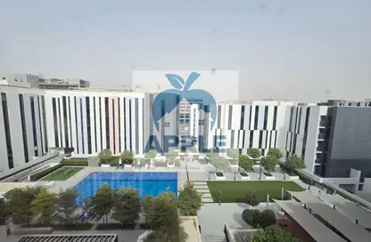 شقة - غرفة نوم - 2 حمامات للايجار في الجادة - الشارقة