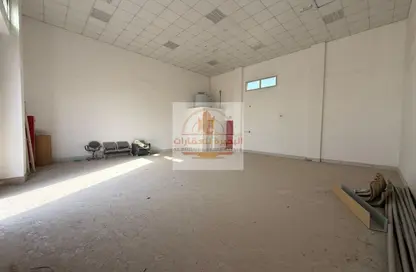 Warehouse - Studio - 1 Bathroom for rent in Al Sajaa Industrial - Al Sajaa - Sharjah