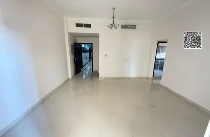 شقة - غرفة نوم - 2 حمامات للايجار في قرية الاميرة - الياسمين - عجمان