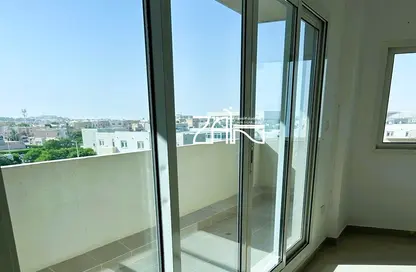 Apartment - 3 Bedrooms - 4 Bathrooms for rent in Tower 3 - Al Reef Downtown - Al Reef - Abu Dhabi