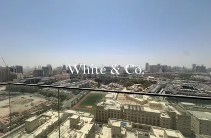Apartment - 1 Bedroom - 1 Bathroom for rent in Bloom Towers B - Bloom Towers - Jumeirah Village Circle - Dubai